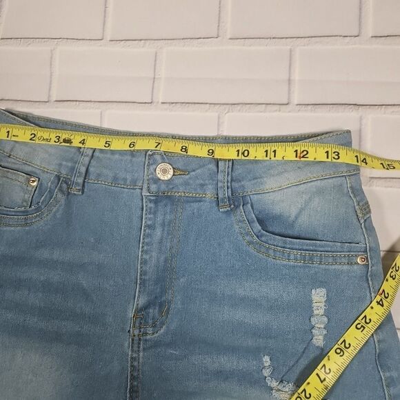 Blue Women Blue Denim Shorts Size Medium - Picture 5 of 6